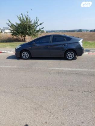 טויוטה פריוס GLI הייבריד אוט' 1.8 (99 כ"ס) בנזין 2009 למכירה בקרית טבעון