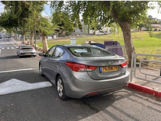 יונדאי i35 Supreme אוט' 1.6 (132 כ''ס) בנזין 2012 למכירה בקרית אתא