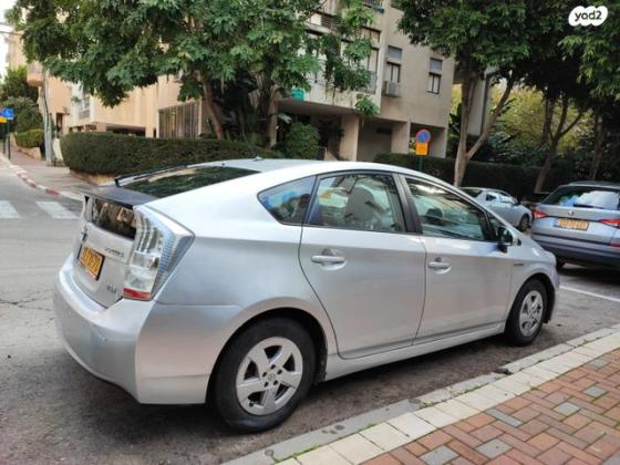 טויוטה פריוס GLI הייבריד אוט' 1.8 (99 כ"ס) בנזין 2009 למכירה בפתח תקווה