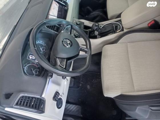 סקודה קארוק Style אוט' 1.5 (150 כ''ס) ק2 בנזין 2018 למכירה ברחובות