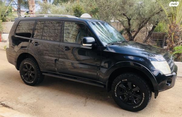 מיצובישי פג'רו ארוך 4X4 Desert אוט' דיזל 7 מק' 3.2 (200 כ"ס) דיזל 2012 למכירה בירכא
