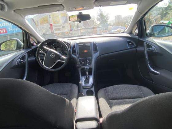 אופל אסטרה Berlina Enjoy סדאן אוט' 1.4 (140 כ"ס) בנזין 2014 למכירה בירושלים
