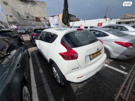 ניסאן ג'וק / Juke Acenta אוט' 1.6 (117 כ"ס) בנזין 2013 למכירה בתל אביב יפו