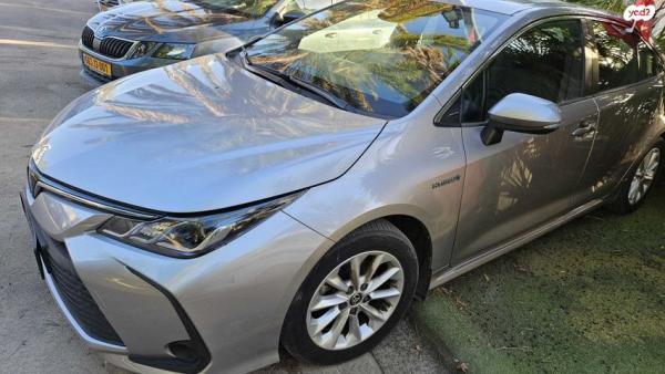 טויוטה קורולה הייבריד Sun סדאן אוט' 1.8 (98 כ''ס) בנזין 2020 למכירה בירושלים