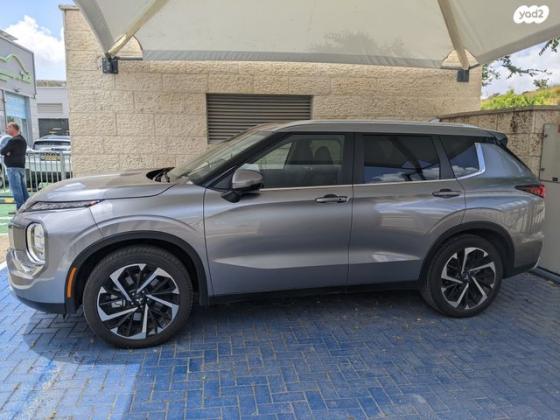מיצובישי אאוטלנדר Instyle אוט' 7 מק' 2.5 (181 כ"ס) בנזין 2022 למכירה במודיעין מכבים רעות