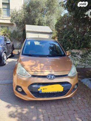 יונדאי i10 Insight ידני 1.0 (66 כ"ס) בנזין 2015 למכירה בבנימינה גבעת עדה
