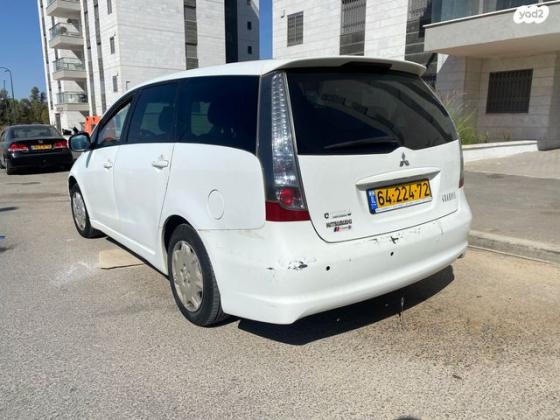 מיצובישי גרנדיס Executive אוט' 2.4 (165 כ"ס) בנזין 2010 למכירה בבאר שבע