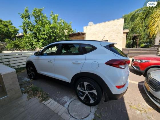 יונדאי טוסון Open Sky Plus אוט' בנזין 2.0 (155 כ''ס) בנזין 2018 למכירה בגיניגר