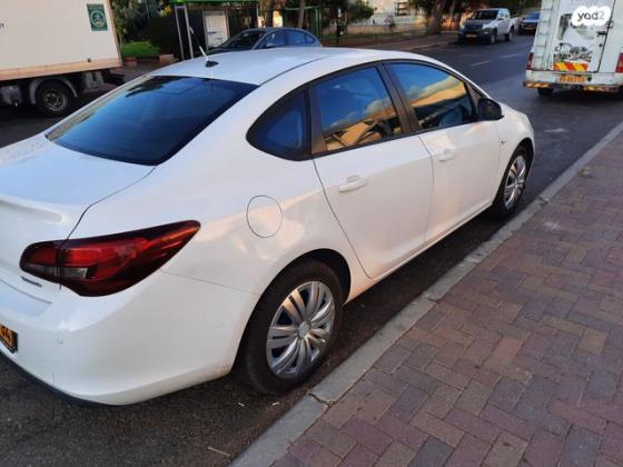 אופל אסטרה Berlina Enjoy סדאן אוט' 1.4 (140 כ"ס) בנזין 2016 למכירה ביהוד מונוסון