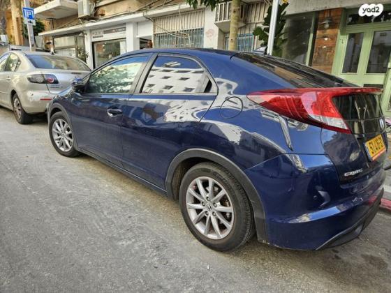 הונדה סיוויק האצ'בק החדשה Comfort אוט' 1.8 (142 כ''ס) בנזין 2014 למכירה בתל אביב יפו