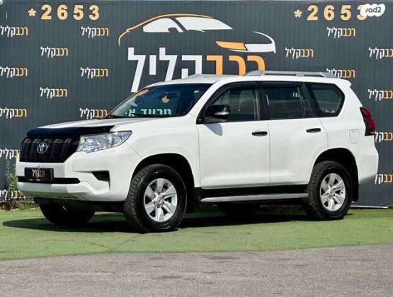 טויוטה לנד קרוזר ארוך 4X4 TS אוט' דיזל 7 מק' 2.8 (177 כ''ס) דיזל 2019 למכירה בחיפה