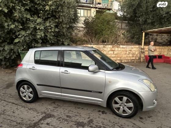 סוזוקי סוויפט GLX אוט' 1.5 (101 כ''ס) בנזין 2010 למכירה בירושלים