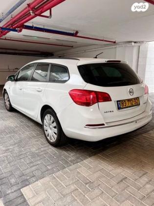 אופל אסטרה Enjoy סטיישן אוט' 1.4 (140 כ"ס) בנזין 2014 למכירה בחדרה