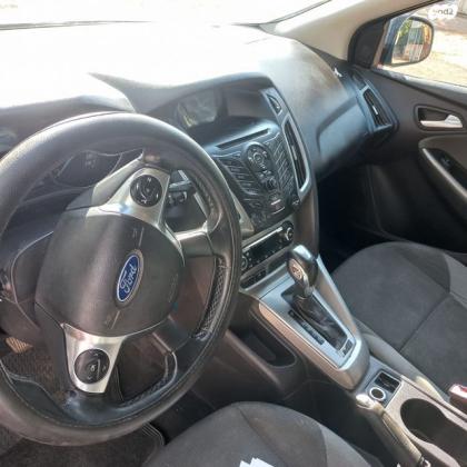 פורד פוקוס Trend סטיישן אוט' 1.6 (125 כ''ס) בנזין 2013 למכירה בכרמיאל