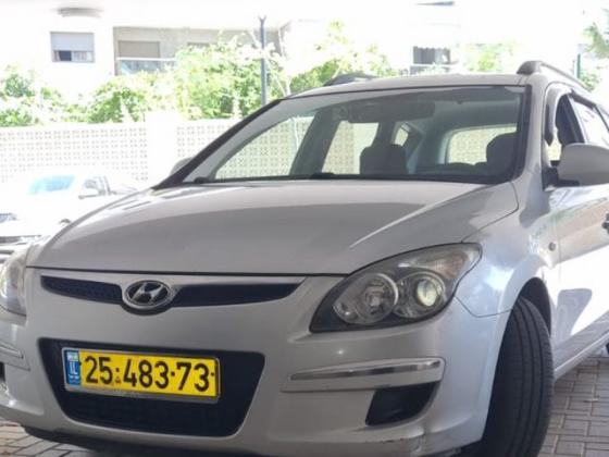 יונדאי i30CW Inspire סטיישן אוט' 1.6 (126 כ''ס) בנזין 2010 למכירה ברחובות