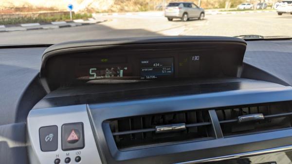 טויוטה פריוס פלוס הייבריד Active אוט' 1.8 (99 כ''ס) בנזין 2019 למכירה במודיעין מכבים רעות