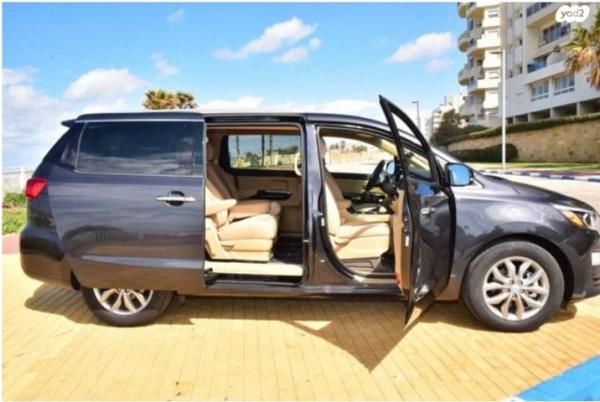 קיה קרניבל EX אוט' 7 מק' 3.3 (276 כ"ס) בנזין 2019 למכירה בבת ים