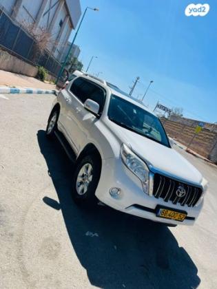 טויוטה לנד קרוזר ארוך 4X4 Luxury אוט' דיזל 7 מק' 3.0 (190 כ''ס) דיזל 2014 למכירה בלוד