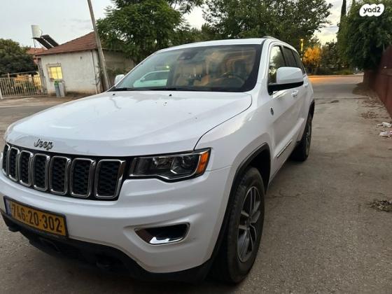 ג'יפ / Jeep גרנד צ'ירוקי 4X4 Laredo אוט' 5 מק' 3.6 (286 כ''ס) בנזין 2022 למכירה במשמר השבעה