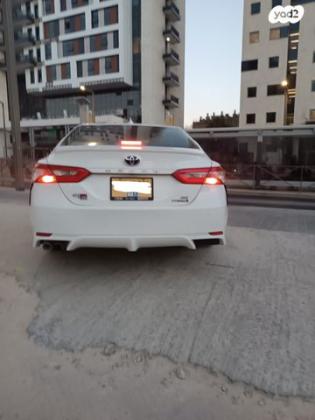 טויוטה קאמרי SE הייבריד אוט' 4 דל' 2.5 (211 כ''ס) בנזין 2018 למכירה בירושלים