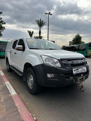 איסוזו 4X4 D-MAX 4X4 S דאבל קבינה אוט' דיזל 2.5 (163 כ''ס) דיזל 2016 למכירה בחולון