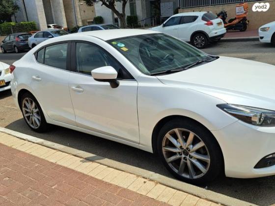 מאזדה i Comfort סדאן אוט' 2.0 (165 כ"ס) בנזין 2017 למכירה בנתניה