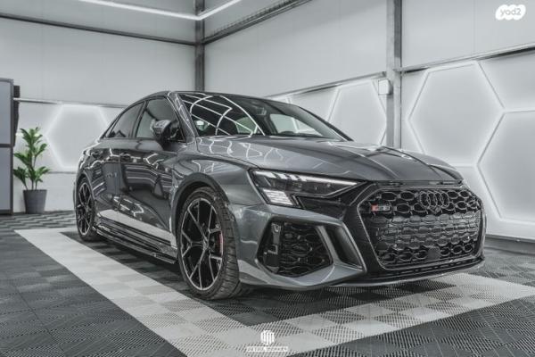 אאודי RS3 4X4 Sedan אוט' 2.5 (400 כ''ס) בנזין 2022 למכירה ברחובות