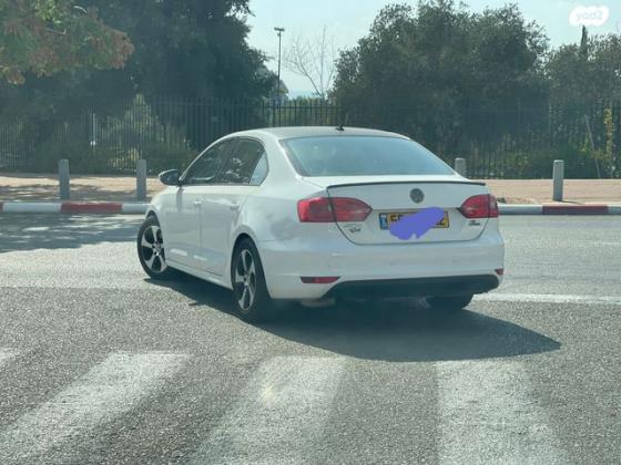 פולקסווגן ג'טה Trendline אוט' 1.2 (105 כ"ס) בנזין 2013 למכירה במגאר