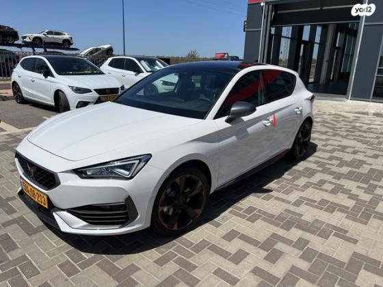 קופרה לאון Leon אוט' 2.0 (190 כ''ס) בנזין 2023 למכירה בתל מונד