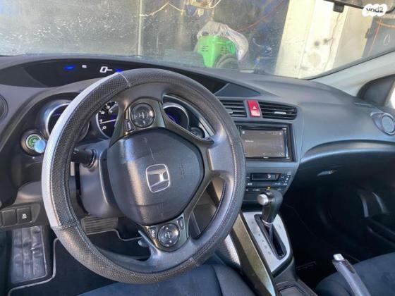 הונדה סיוויק האצ'בק החדשה Comfort אוט' 1.8 (142 כ''ס) בנזין 2013 למכירה בנהריה