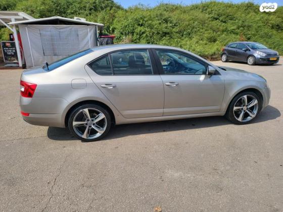 סקודה אוקטביה Ambition אוט' 1.2 (110 כ"ס) בנזין 2015 למכירה בראשון לציון