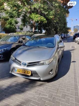 טויוטה אוריס הייבריד TS Sky סטיישן הייבריד אוט' 1.8 (99 כ"ס) בנזין 2015 למכירה בנתניה