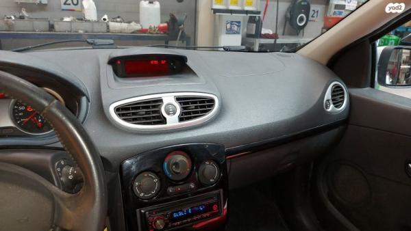 רנו קליאו דור 3 (2006-2014) Extreme ידני 1.1 (75 כ''ס) בנזין 2011 למכירה בראשון לציון