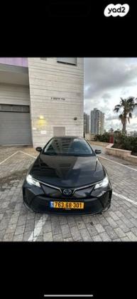 טויוטה קורולה הייבריד Sun סדאן אוט' 1.8 (98 כ''ס) בנזין 2019 למכירה באשדוד