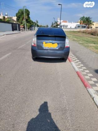 טויוטה פריוס GLI הייבריד אוט' 1.8 (99 כ"ס) בנזין 2009 למכירה בקרית טבעון