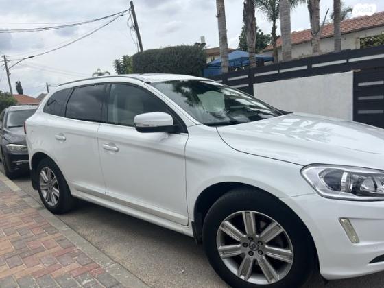 וולוו XC60 4X4 D4 Kinetic סטיישן אוט' דיזל 2.4 (190 כ''ס) דיזל 2016 למכירה בגן יבנה
