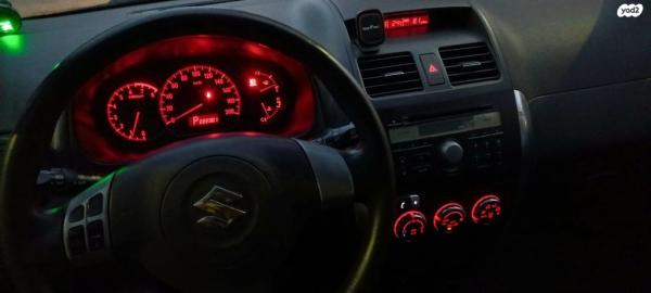 סוזוקי SX4 GLX-HB הצ'בק אוט' 1.6 (107 כ''ס) בנזין 2009 למכירה בחיפה