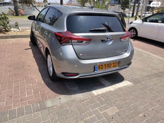 טויוטה אוריס הייבריד הייבריד אוט' 1.8 (99 כ''ס) בנזין 2015 למכירה ביבנה