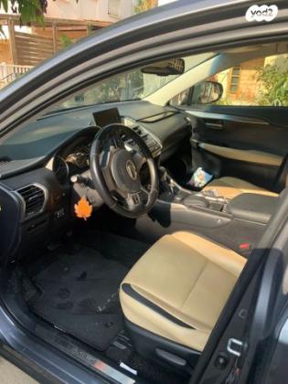 לקסוס NX NX200T Luxury אוט' 2.0 (238 כ"ס) בנזין 2016 למכירה בנתניה