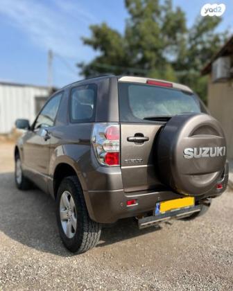 סוזוקי גרנד ויטרה 4X4 JLX-E אוט' 3 דל' 2.4 (166 כ''ס) בנזין 2013 למכירה בניר משה