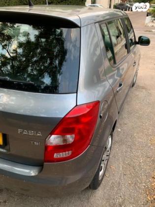 סקודה פאביה Ambition אוט' 1.2 (105 כ''ס) בנזין 2013 למכירה בפתח תקווה