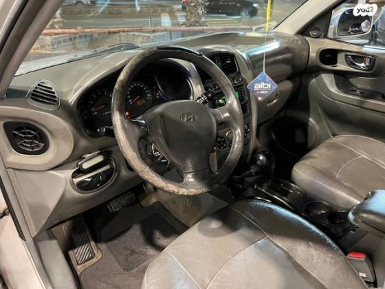 יונדאי סנטה פה 4X4 GLS אוט' בנזין 5 מק' 2.7 (170 כ''ס) בנזין 2004 למכירה בחיפה