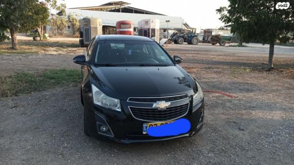 שברולט קרוז LT Platinum Turbo סדאן אוט' 1.4 (140 כ"ס) בנזין 2015 למכירה בגדרה