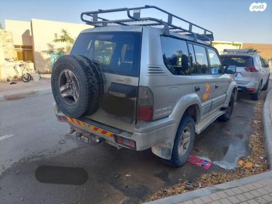 טויוטה לנד קרוזר פרדו ארוך 4X4 STD אוט' דיזל 8 מק' 3.0 (163 כ''ס) דיזל 2002 למכירה בירוחם