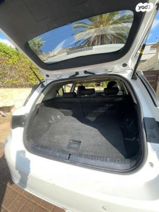 לקסוס CT200H Premium Tech הייבריד אוט' 1.8 (99 כ''ס) בנזין 2011 למכירה בקרית מוצקין