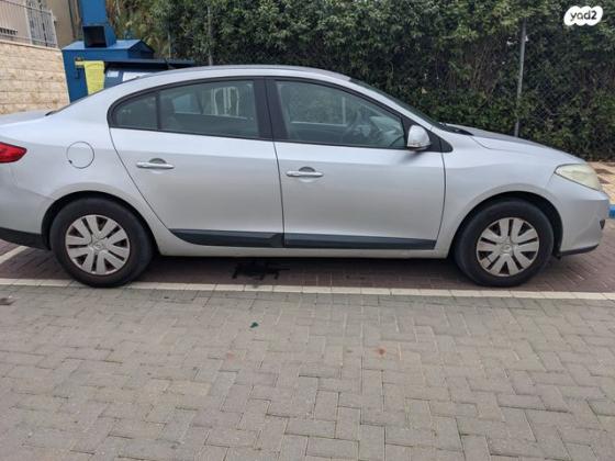 רנו פלואנס AU אוט' 1.6 (110 כ''ס) בנזין 2012 למכירה בנתניה