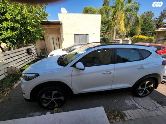 יונדאי טוסון Open Sky Plus אוט' בנזין 2.0 (155 כ''ס) בנזין 2018 למכירה בגיניגר