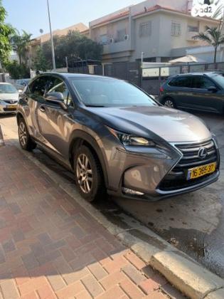 לקסוס NX NX200T Luxury אוט' 2.0 (238 כ"ס) בנזין 2016 למכירה בנתניה