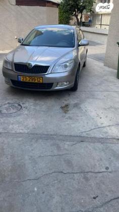 סקודה אוקטביה Ambiente אוט' 1.2 (105 כ''ס) בנזין 2012 למכירה בעכו