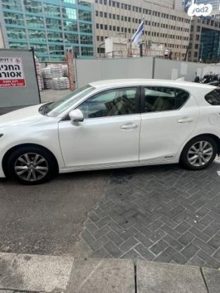 לקסוס CT200H Premium הייבריד אוט' 1.8 (99 כ"ס) בנזין 2016 למכירה בהרצליה